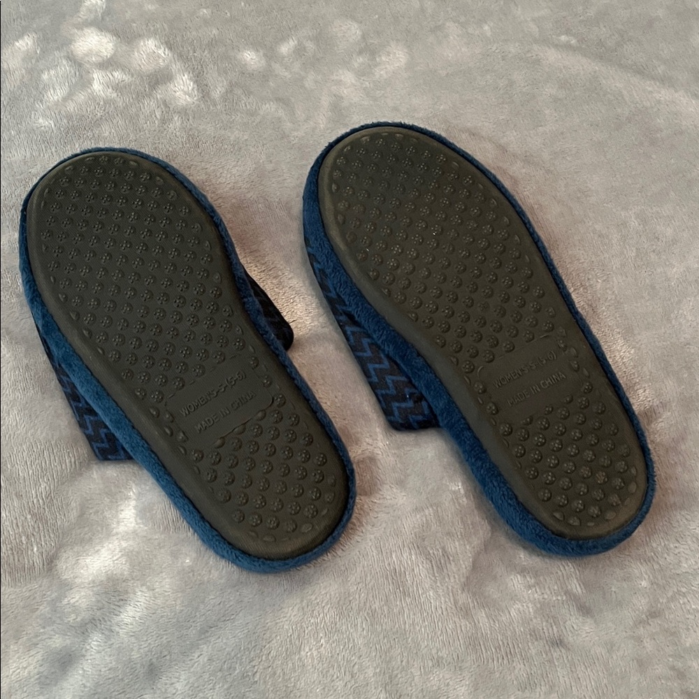 Foco Dallas Cowboys Slippers - Picture 2 of 3